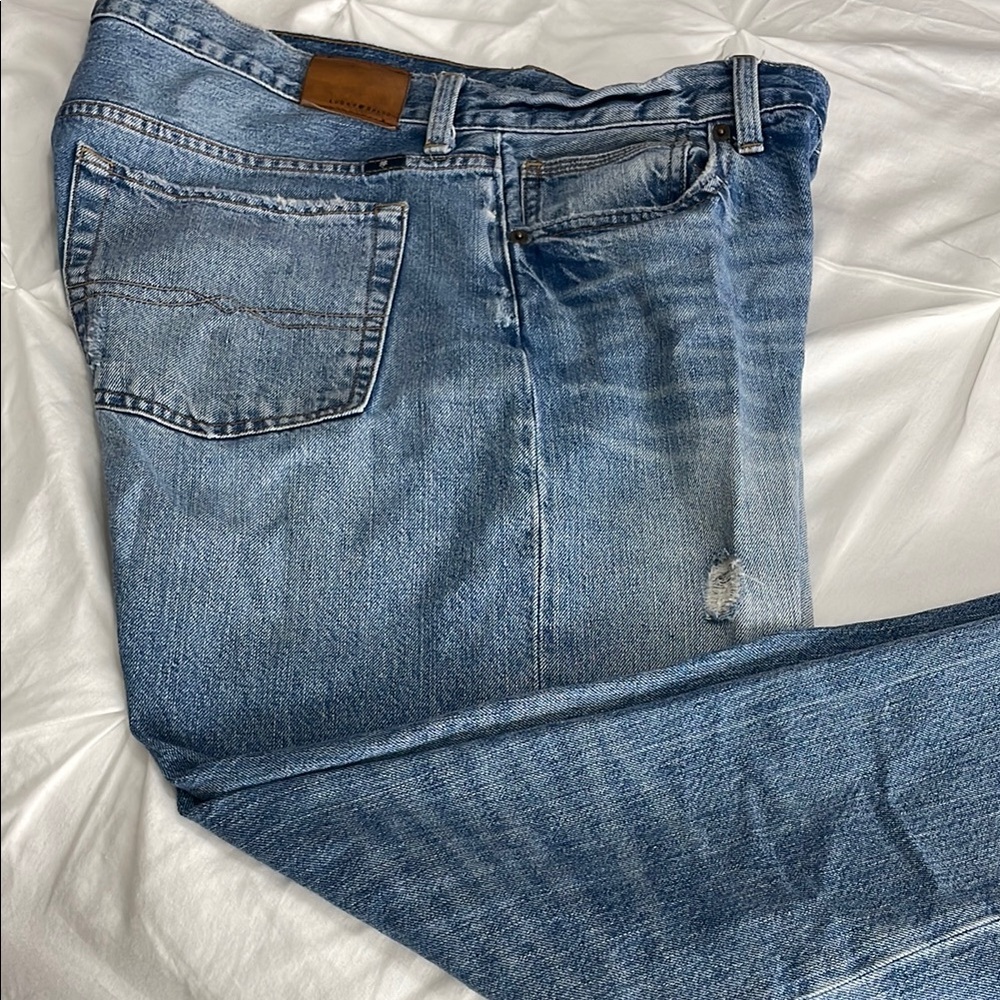 Lucky Brand Straight Blue Jeans with Worn-In Appeal